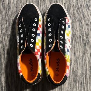 Mudd rainbow checkered shoes women’s size 10